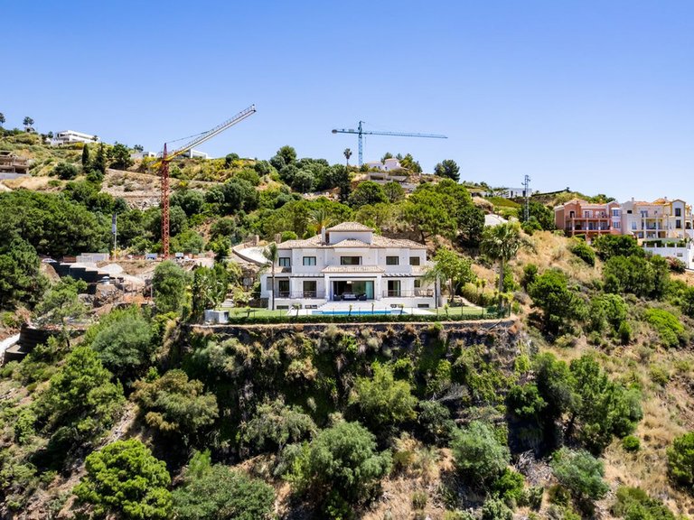 Villa for Sale in Benahavis Malaga 28