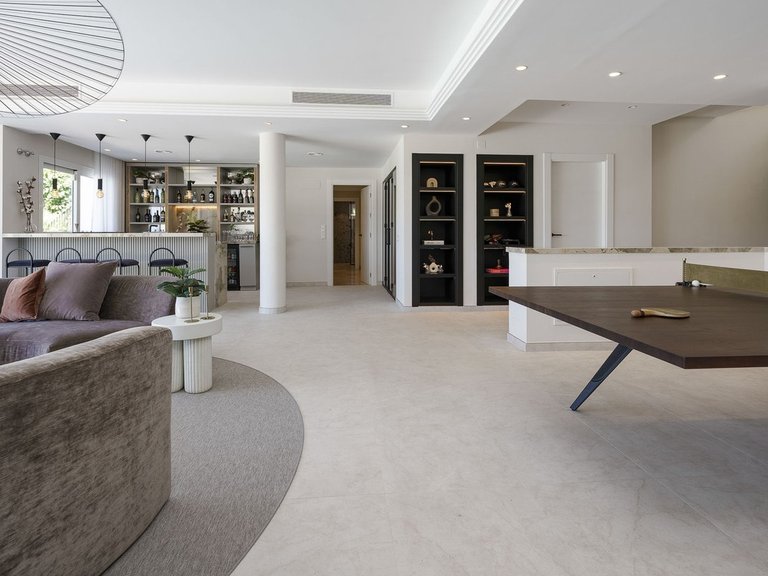 Villa for Sale in Benahavis Malaga 43