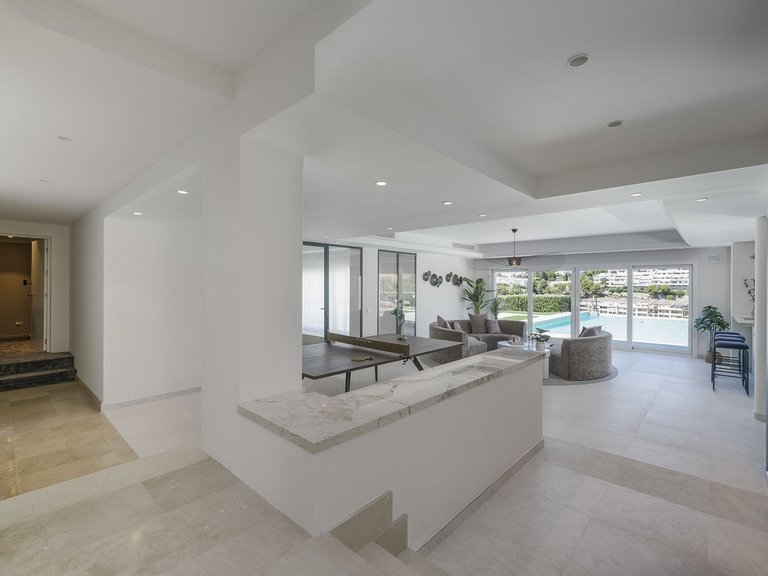 Villa for Sale in Benahavis Malaga 37
