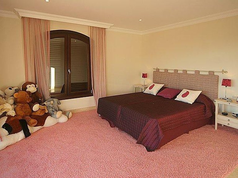 Villa for Sale in Marbella Malaga 11