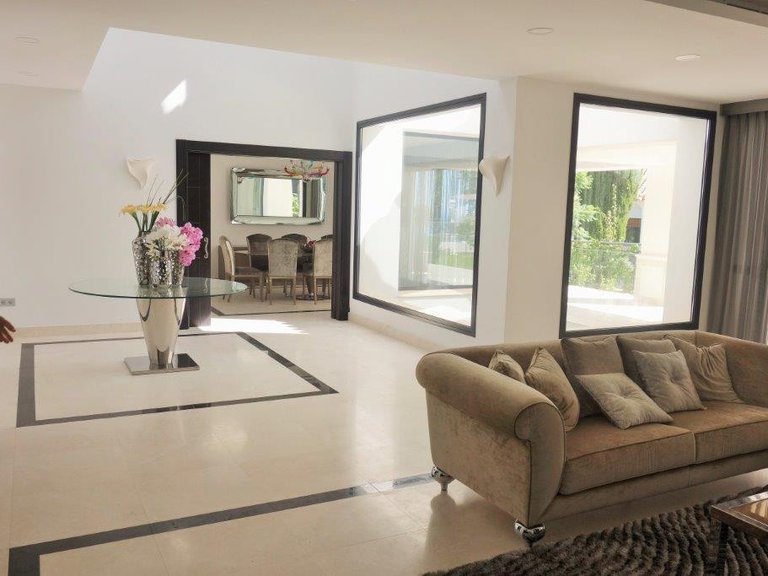 Villa for Sale in Marbella Golden Mile Malaga 2
