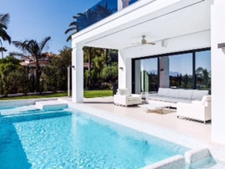 Villa for Sale in Marbella Golden Mile Malaga 47