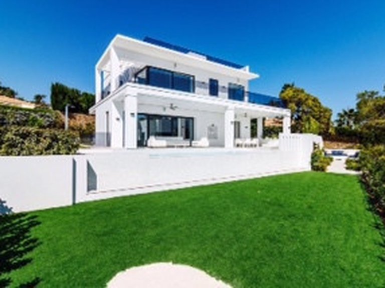 Villa for Sale in Marbella Golden Mile Malaga 2