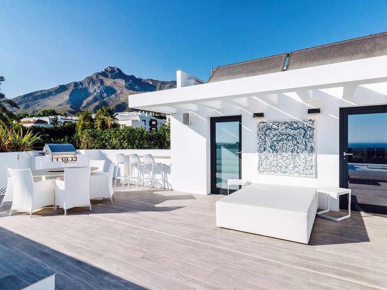 Villa for Sale in Marbella Golden Mile Malaga 19