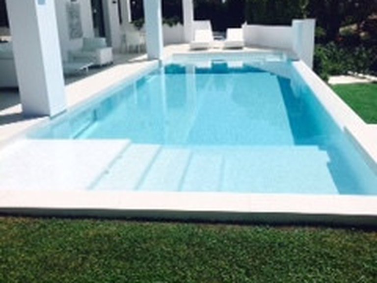 Villa for Sale in Marbella Golden Mile Malaga 26