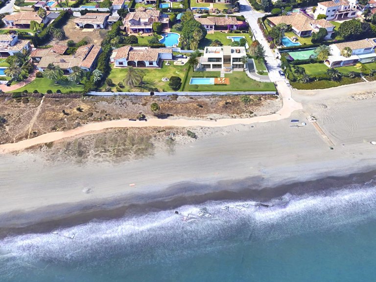 Villa for Sale in Estepona Malaga 2