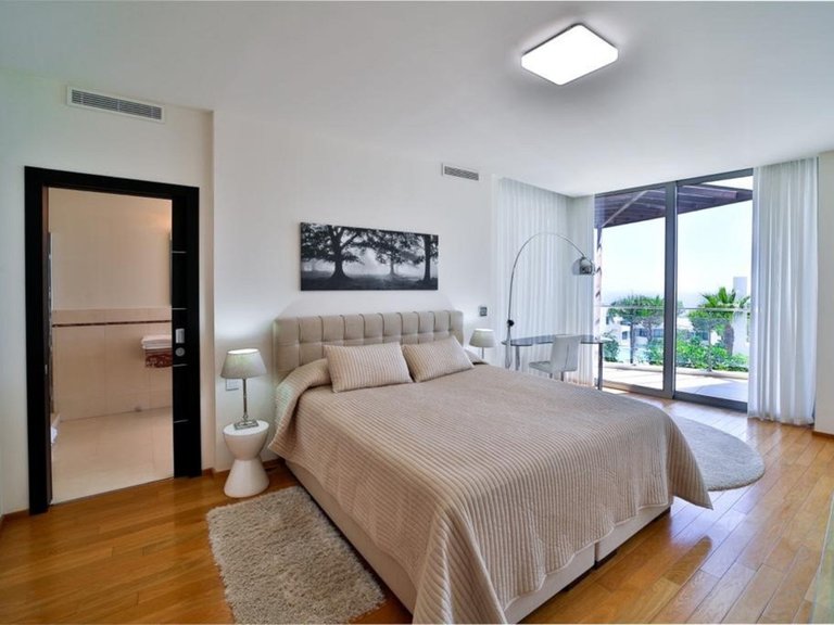 Villa for Sale in Marbella Golden Mile Malaga 15