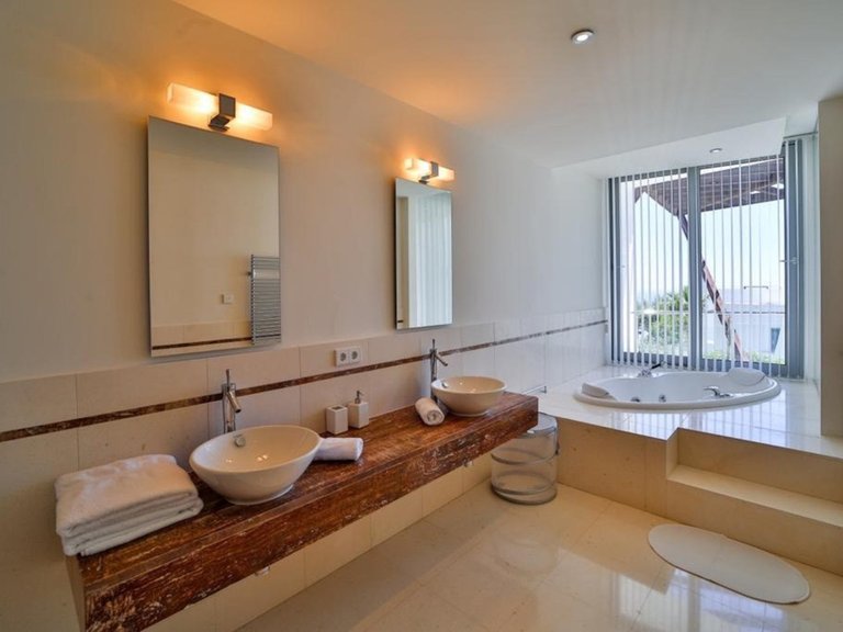 Villa for Sale in Marbella Golden Mile Malaga 8