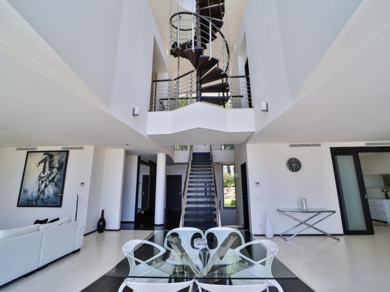 Villa for Sale in Marbella Golden Mile Malaga 6