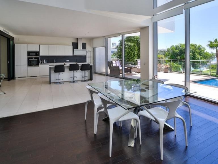 Villa for Sale in Marbella Golden Mile Malaga 16