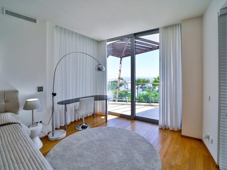 Villa for Sale in Marbella Golden Mile Malaga 9