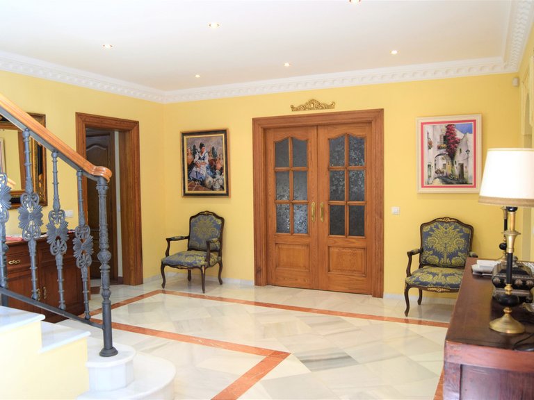 Villa for Sale in Estepona Malaga 28