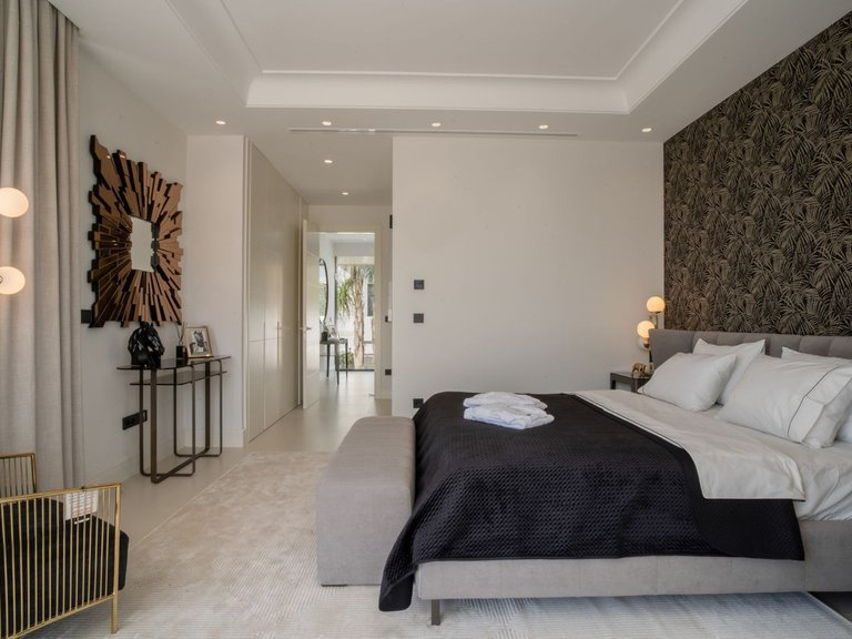 Villa for Sale in Marbella Golden Mile Malaga 20