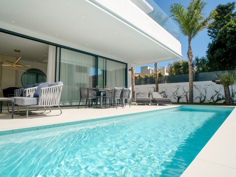 Villa for Sale in Marbella Golden Mile Malaga 12
