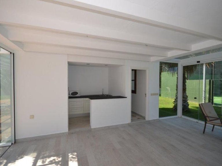 Villa for Sale in San Pedro De Alcantara Malaga 28