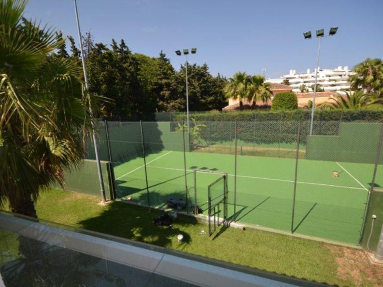 Villa for Sale in San Pedro De Alcantara Malaga 29