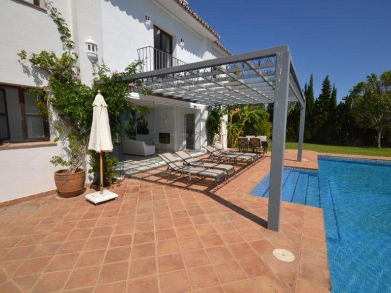 Villa for Sale in San Pedro De Alcantara Malaga 27