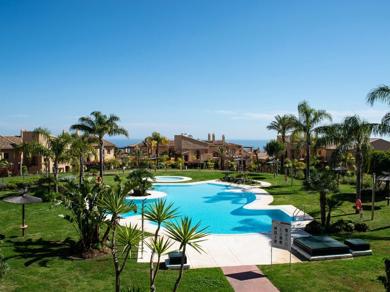 Penthouse for Sale in Benahavis Malaga 17
