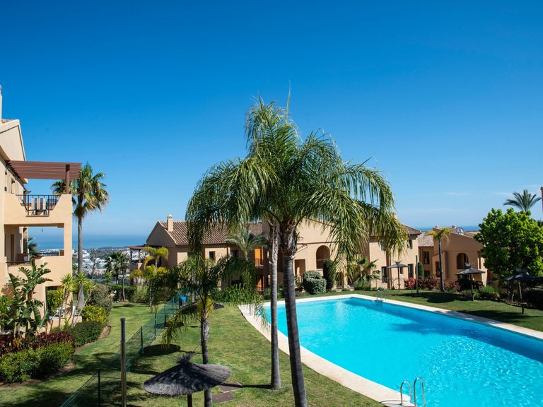 Penthouse for Sale in Benahavis Malaga 13