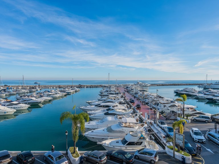 Apartment for Sale in Marbella - Puerto Banus Malaga 15