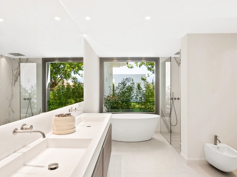 Villa for Sale in Estepona Malaga 13