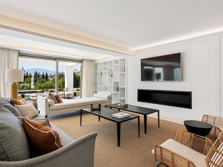 Villa for Sale in Estepona Malaga 14