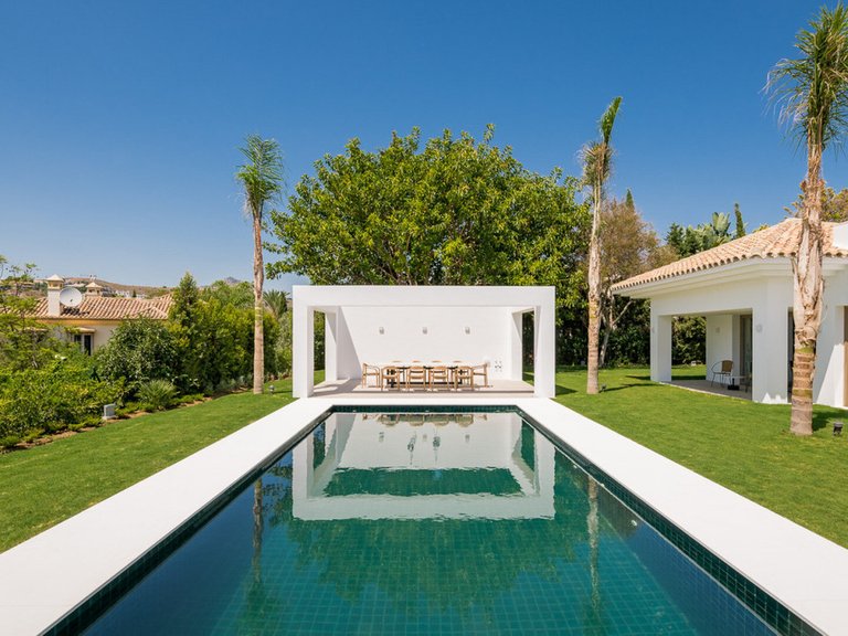 Villa for Sale in Estepona Malaga 17