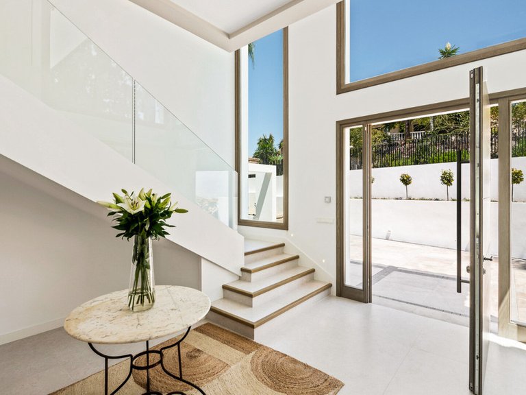 Villa for Sale in Estepona Malaga 16
