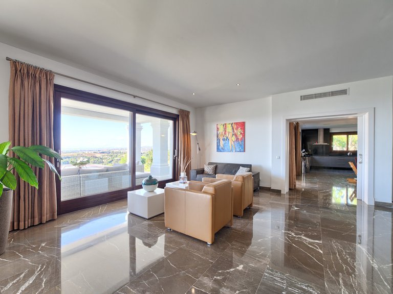 Villa for Sale in Benahavis Malaga 5