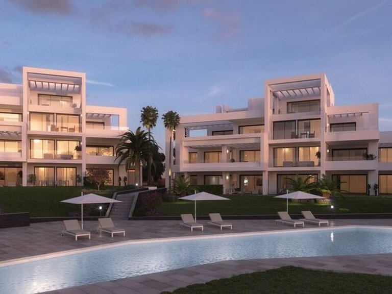Penthouse for Sale in Benahavis Malaga 7