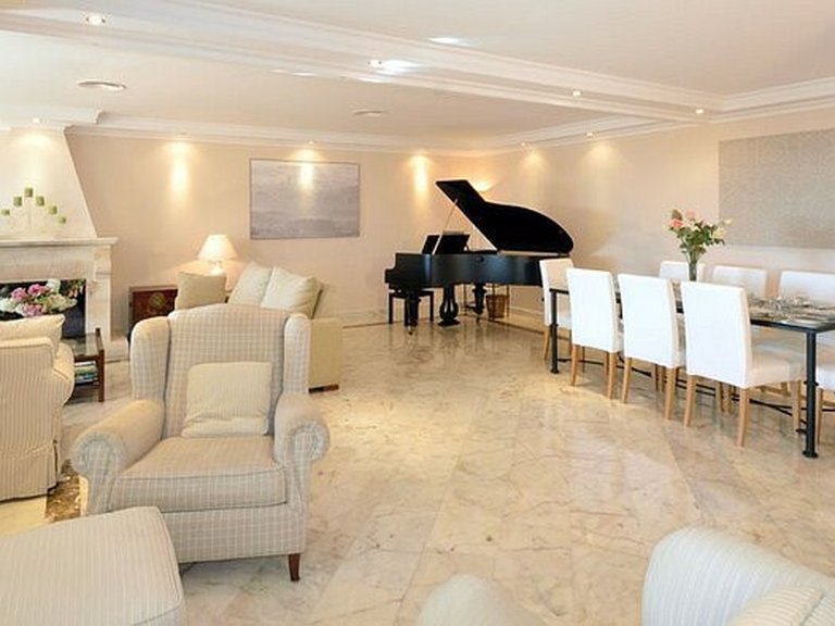 Villa for Sale in Marbella Este Malaga 14