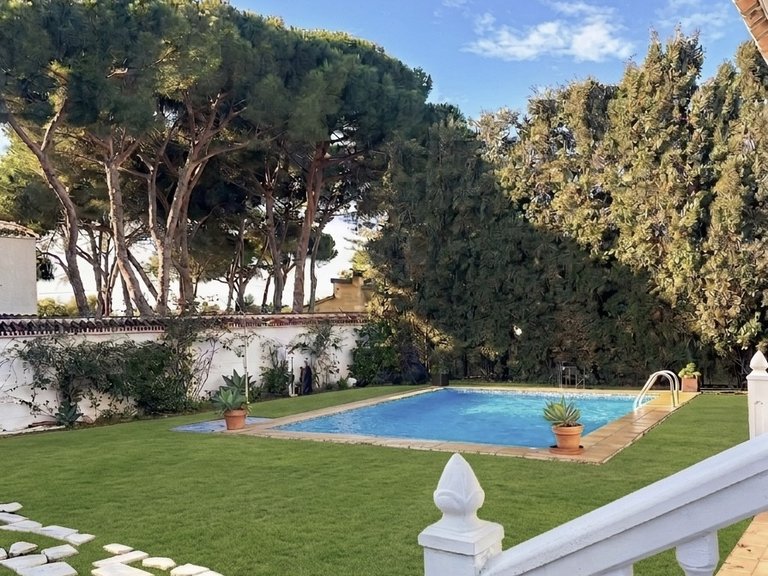 Apartment for Sale  in Marbella, Malaga 2