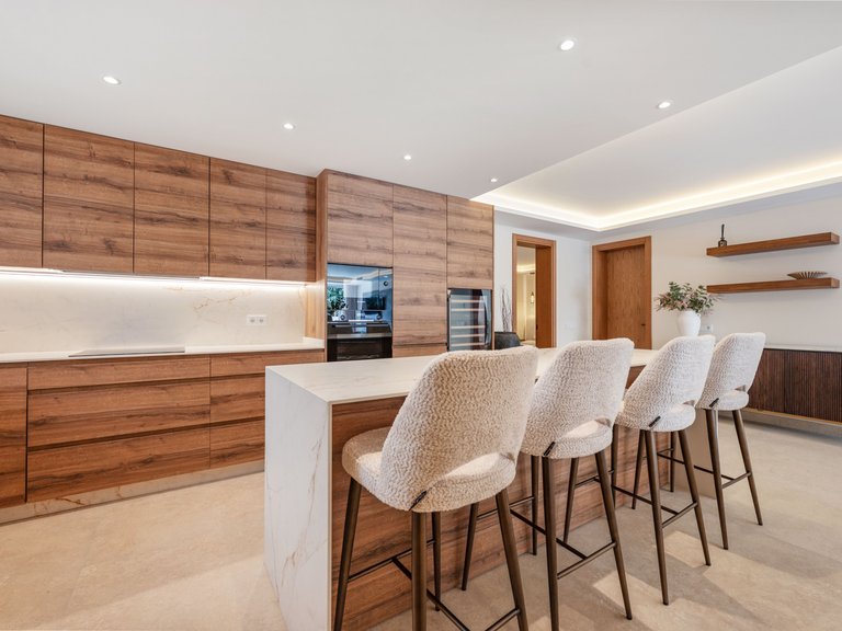 Apartment for Sale  in Marbella, Malaga 13