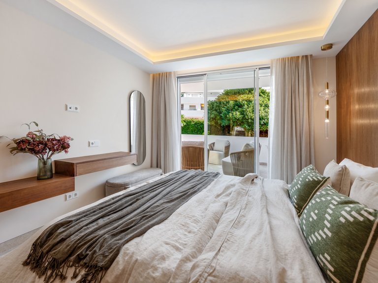 Apartment for Sale  in Marbella, Malaga 21
