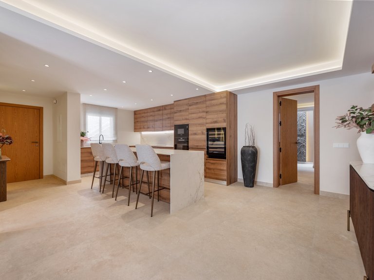 Apartment for Sale  in Marbella, Malaga 10