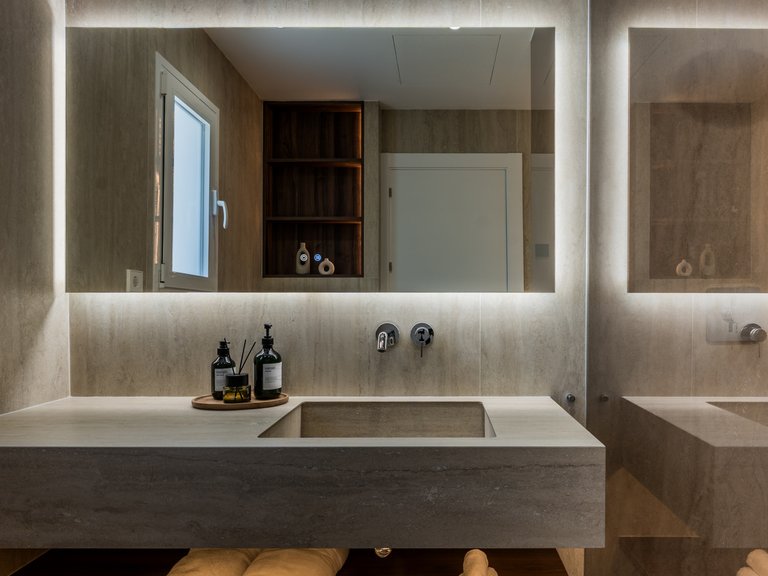 Apartment for Sale  in Marbella, Malaga 20
