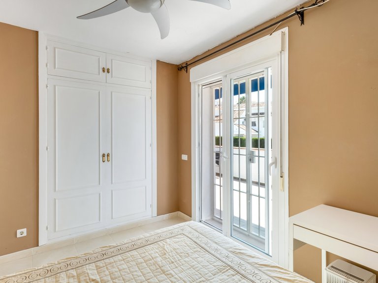 Apartment for Sale  in Marbella, Malaga 27