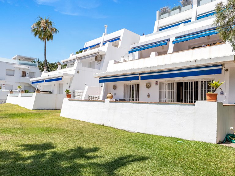 Apartment for Sale  in Marbella, Malaga 40