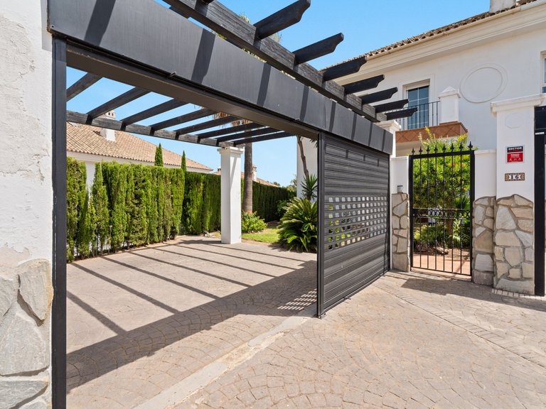 Apartment for Sale  in Marbella, Malaga 5