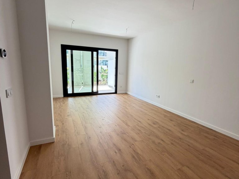 Apartment for Sale  in Estepona, Malaga 17