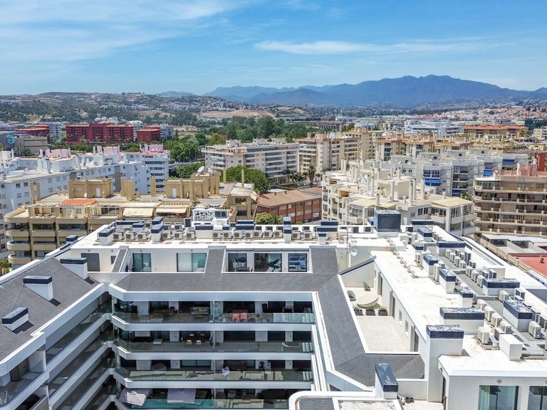 Apartment for Sale  in Fuengirola, Malaga 38