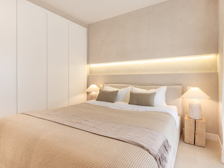 Apartment for Sale  in Marbella, Malaga 17