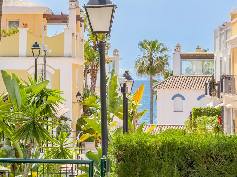 Apartment for Sale  in Marbella, Malaga 3