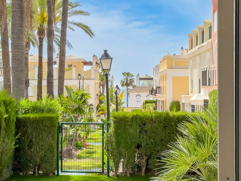 Apartment for Sale  in Marbella, Malaga 34