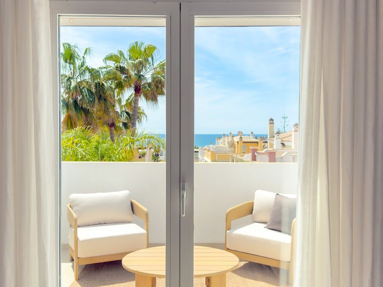 Apartment for Sale  in Marbella, Malaga 30
