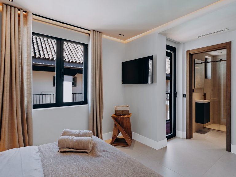 Apartment for Sale  in Marbella, Malaga 26