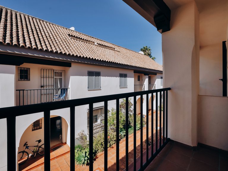 Apartment for Sale  in Marbella, Malaga 28