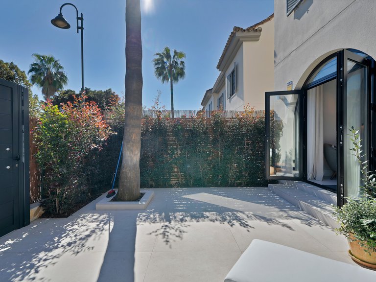 Apartment for Sale  in Marbella, Malaga 60