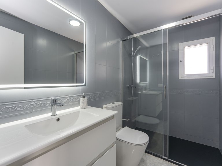 Apartment for Sale  in Marbella, Malaga 28