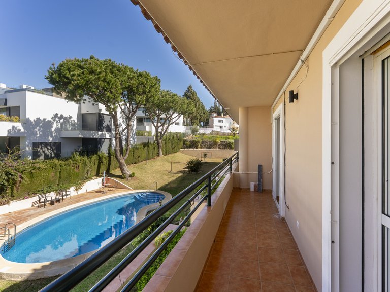 Apartment for Sale  in Marbella, Malaga 25